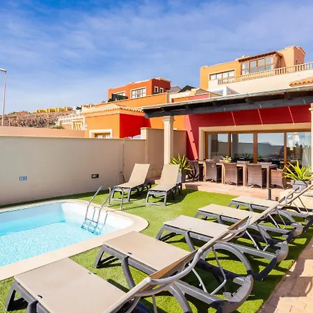 Mariposas Caleta Вилла